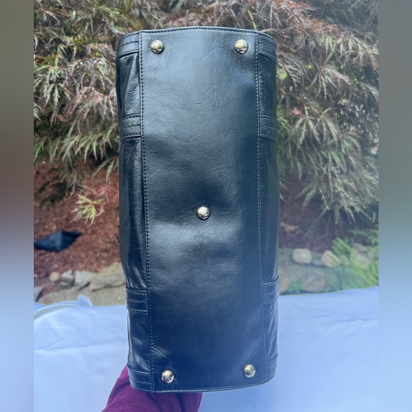 Gucci Duchessa Boston Bag Black and Gold (authentic) Repainted - Picture 5 of 10